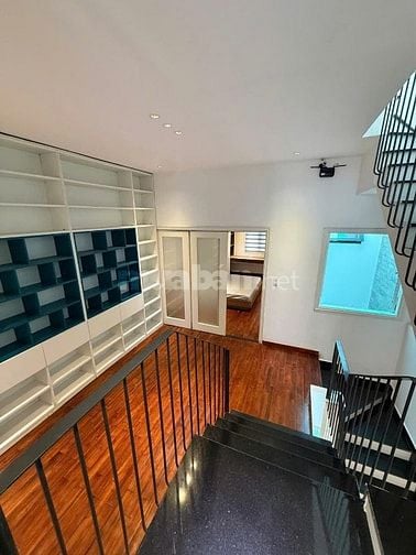 SIÊU PHẨM NHÀ 3 TẦNG, NGAY KHU BIỆT THỰ VEN SÔNG THĂNG LONG, AN CƯ