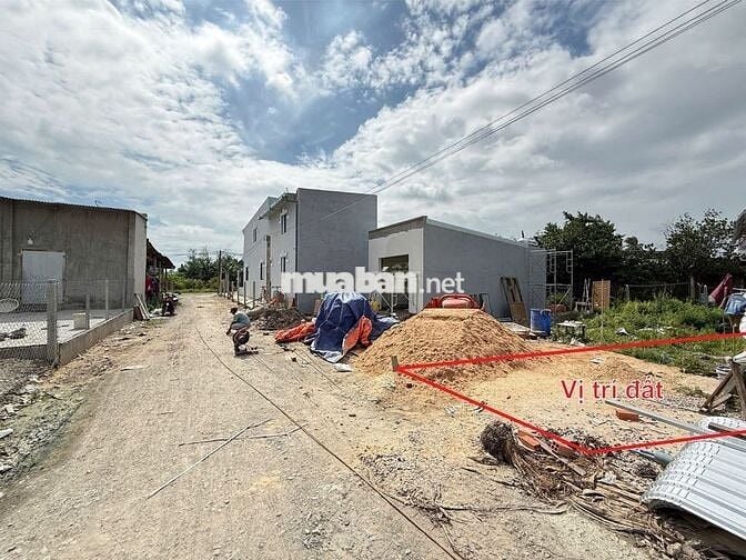 Đất Đ.Nguyễn Thị Rành gần bệnh viện đa khoa Củ Chi 200m2 giá 750tr SHR