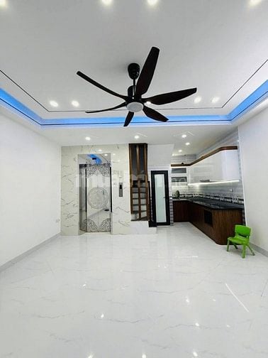 NHANH! NGÕ 360 XÃ ĐÀN - 6 TẦNG, 42M2 THANG MÁY MỚI TINH, CHỈ 9,5 TỶ