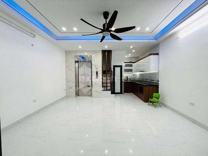 NHANH! NGÕ 360 XÃ ĐÀN - 6 TẦNG, 42M2 THANG MÁY MỚI TINH, CHỈ 9,5 TỶ