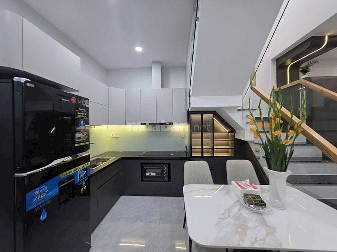 Ngộp bank bán gấp nhà 1T1L Tân Sơn Nhì TP 50m2_1 Tỷ 130tr SHR - hxh