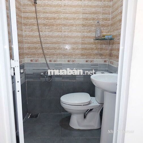 Phòng full nội thất Ung Văn Khiêm, Bình Thạnh, gần Hutech 50m, GTVT