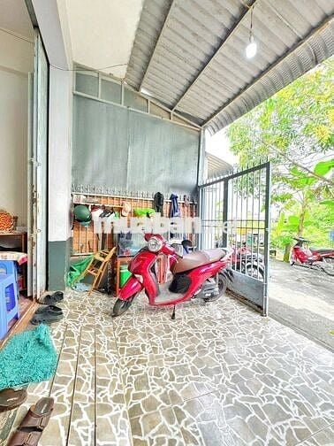 Chủ bán lỗ cắt lãi-Ngộp ngân hàng bán tháo nhà Tân Phú Trung 1,050 tỉ