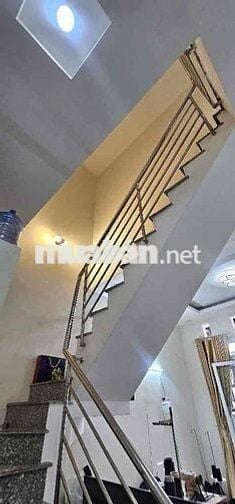 NHÀ TRỆT LẦU ĐÚC THẬT – TRUNG TÂM LÂM VĂN BỀN