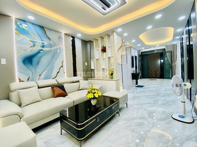 GIẢM GIÁ SÂU 560tr BÁN THU VỐN, CĂN SIÊU PHẨM GẦN EMART PHAN HUY ÍCH