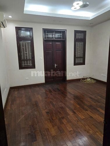 Cho thuê biệt thự Dương Đình Nghê, Cầu Giấy, 95m2*4 tầng, 48 triệu