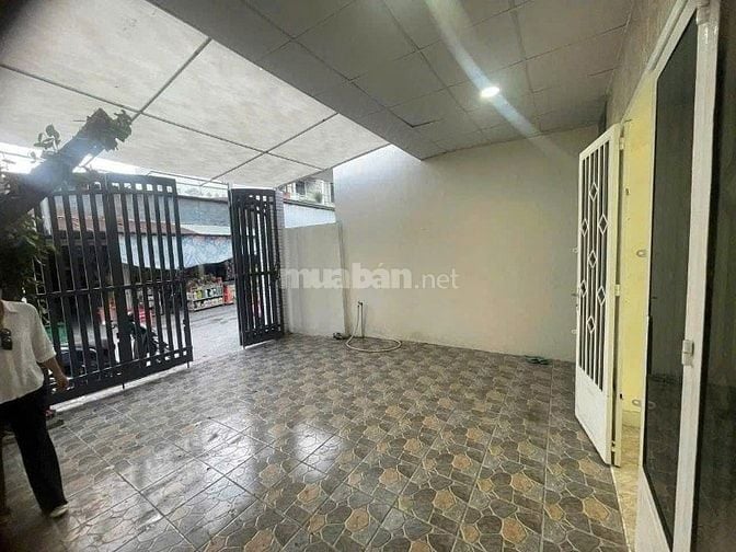 MỔ RUỘT DƯ CÔ 10 CẦN BÁN NHÀ GẤP ,BÌNH CHÁNH 235TR