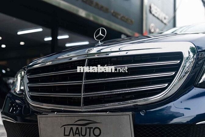 LONG ANH AUTO về Mercedes E200 sx2020