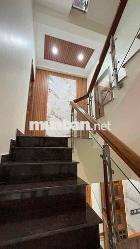 Cần bán nhà chính chủ kế bên big c goo dĩ an bình dương