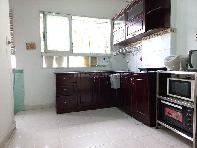 Chính chủ cho thuê căn Studio có 1wc 35 m2 có nội thất dọn vào ngay