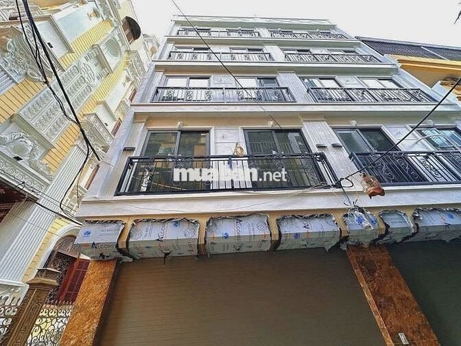 NHÀ MẶT NGÕ THÔNG, GARA ÔTÔ - KINH DOANH - THANG MÁY, CẠNH HỒ ĐIỀU HÒA