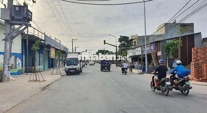 Bán lô đất 60m2 vuông vức sát QL13, giá rẻ nhất khu Vĩnh Phú chỉ 2,6tỷ