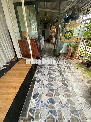 CẦN BÁN NHÀ GẤP DIỆN TÍCH 200M2 3PN 2 WC