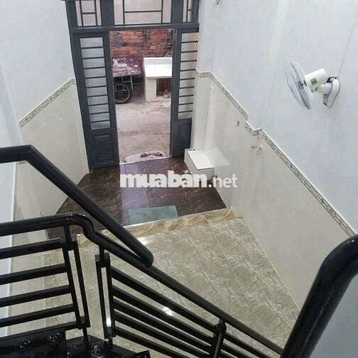 Cho thuê nhà nguyên căn hẻm 34 đường số 25Q có sẵn 1 máy lạnh