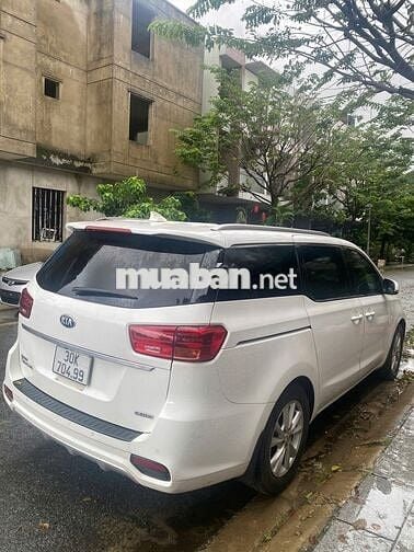 Kia Sedona 2018 2.2L DAT - 11000 km