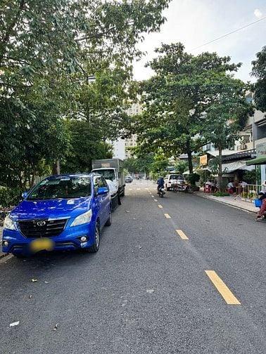 CHO THUÊ NHÀ  KDC KẾ BẾN XE QUẬN8.  8x20m. Giá TỐT…