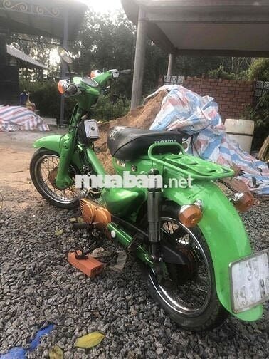 Bán dùm cháu xe Cúp lùn như hình máy êm có giấy