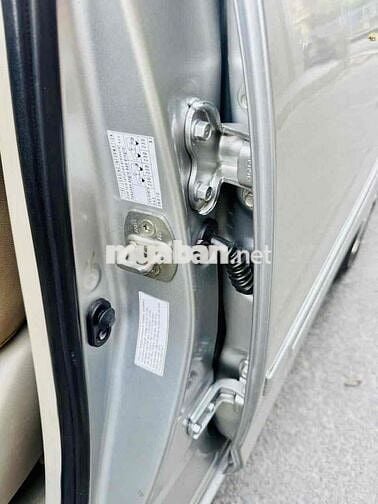 Toyota Innova 2010 G 8 chỗ số sàn