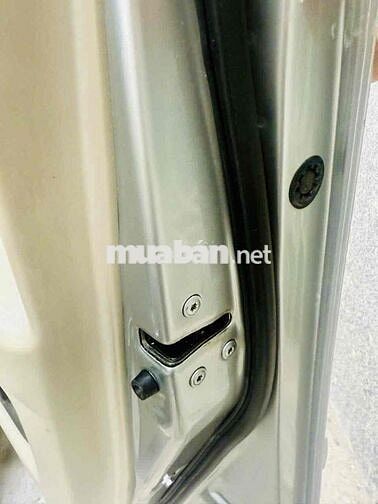 Toyota Innova 2010 G 8 chỗ số sàn