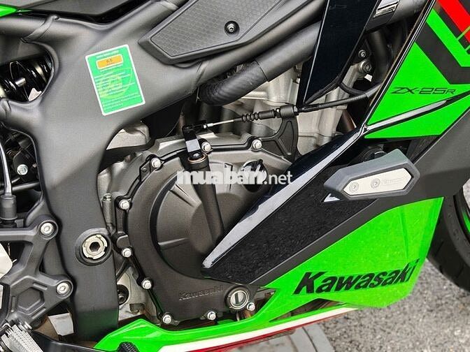 ZX25R 2023 XANH KRT BIỂN SỐ HÀ NỘI CHẠY LƯỚT 3000