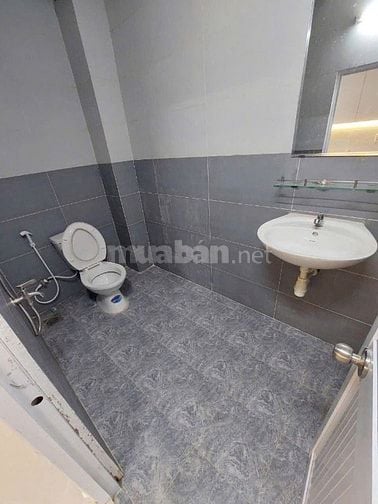 Cô Mai gửi bán gấp nhà tại Âu Cơ, Tân Phú, (64,7m2), giá chỉ 1,95tỷ