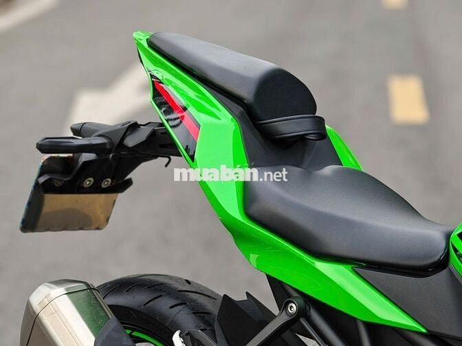ZX25R 2023 XANH KRT BIỂN SỐ HÀ NỘI CHẠY LƯỚT 3000