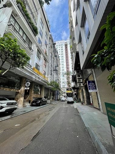 Bán toà nhà 8 tầng tại đường Lê Văn Lương, Thanh Xuân, Hà Nội