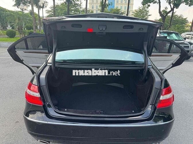 BÁN MER E300 SẢN XUẤT 2011 CHẤT LƯỢNG ***