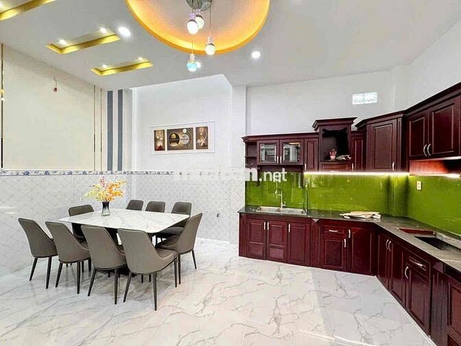 Nhà Lầu Bán Lỗ 840Triệu 4 Phòng Ngủ Ở Bình Chánh Cách Quốc Lộ 1~ 400m