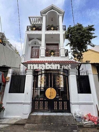 Nhà Lầu Bán Lỗ 840Triệu 4 Phòng Ngủ Ở Bình Chánh Cách Quốc Lộ 1~ 400m