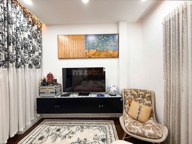 CHÍNH CHỦ GẤP BÁN - CỘNG HOÀ KHU VIP  - (4.5 x 12) 3TẦNG - CHỈ 6.4 TỶ.