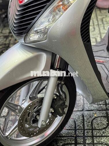 sh 125i nhập ý số máy 5004 bạc bóng siêu đẹp 9 chu
