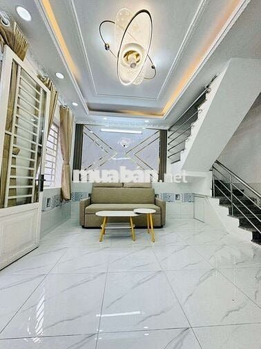 1,590 Tỷ bớt lộc nhà 2 lầu 4 PN 3 WC hẻm 2581/ Huỳnh Tấn Phát