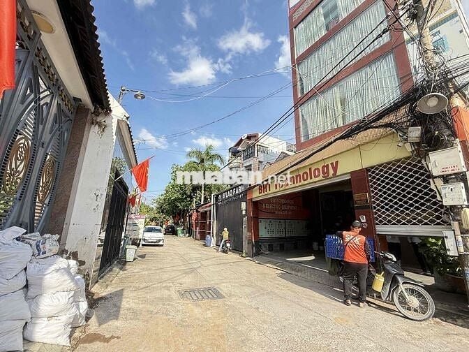 Mới nhận Tặng cho chủ bán lại lô đất đường xe Tăng khu ven sông HBC