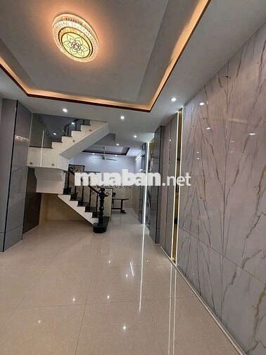 Bán nhà sổ hồng riêng mặt tiền buôn bán đang ngành nghề