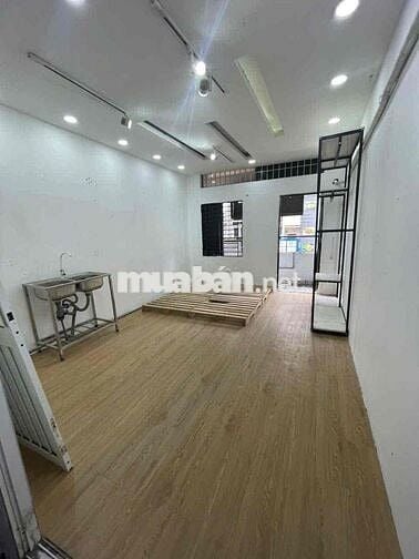 CHO THUÊ NHÀ MẶT TIỀN ĐẸP – VỊ TRÍ TRUNG TÂM Q.10 - KDTD, CHDV