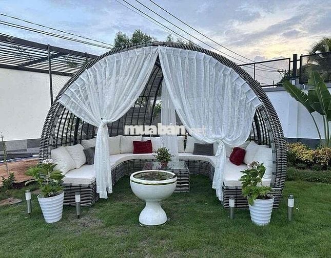 Cho Thuê Căn Vila 1200m2 6PN Thiết kế hiện đại hồ bơi sân vườn.