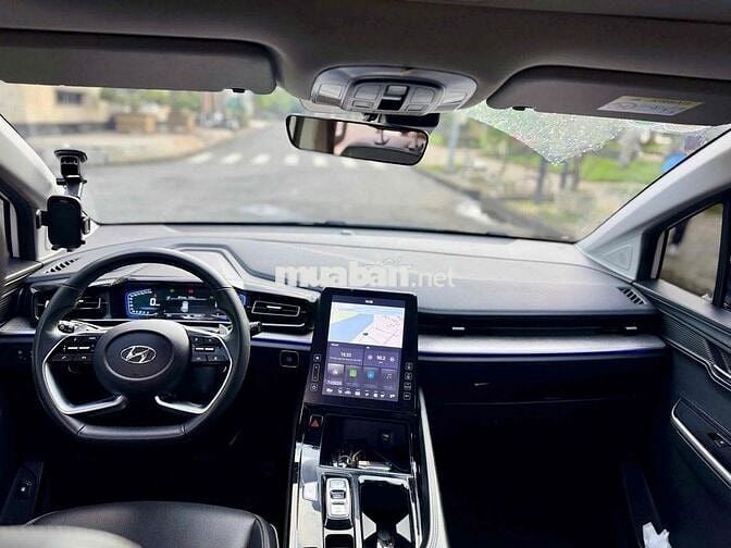 Hyundai Custin 2.0T - 2024 Màu Trắng Wrap Đen Nhám