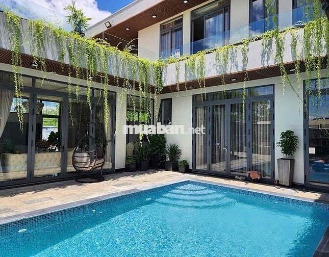 Cho Thuê Căn Vila 1200m2 6PN Thiết kế hiện đại hồ bơi sân vườn.