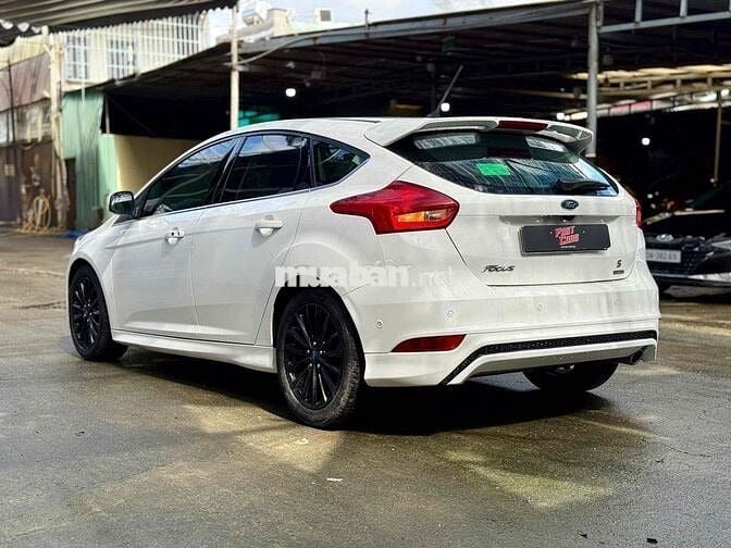 Ford Focus 1.5 Ecoboost 2015 Titanium không lỗi