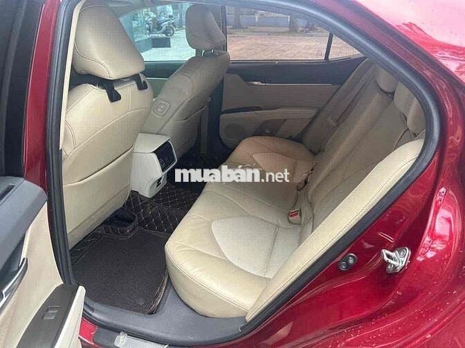 Camry 2.5 Q nhập  -dkld 2023 , đỏ (kem) rất đẹp