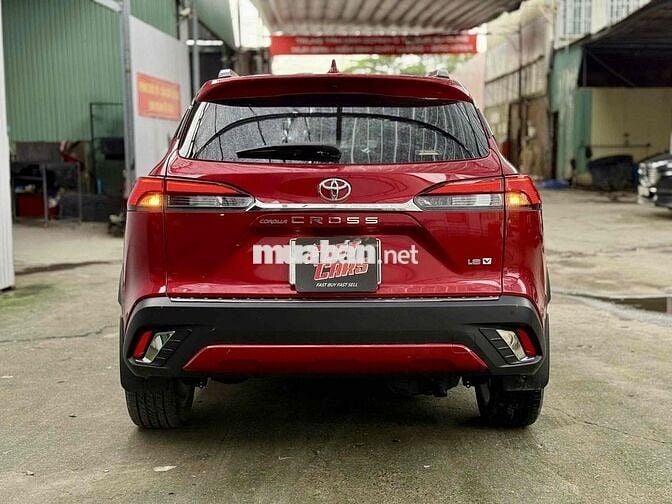 Toyota Cross 1.8V 2023 odo 34.000 km một chủ