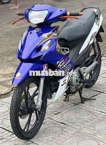 Máy êm,dàn áo liền lạc