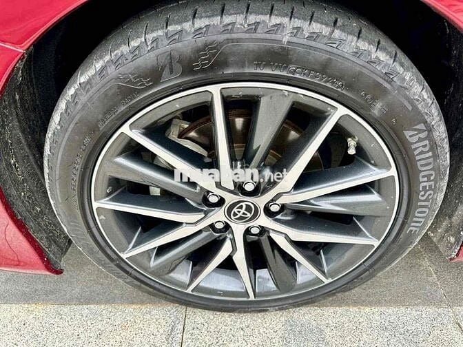 Camry 2.5 Q nhập  -dkld 2023 , đỏ (kem) rất đẹp