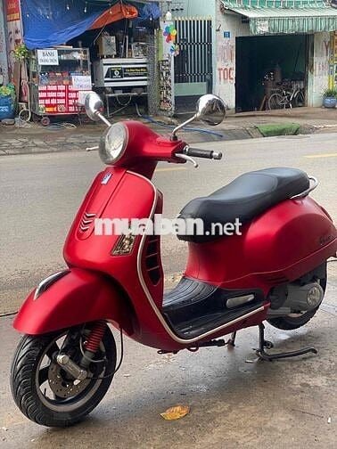 BÁN XE VESPA GTS. XE RẤT ĐẸP. BS 60 42224