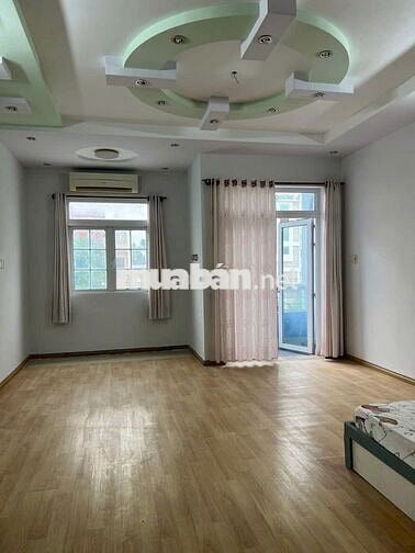 nhà 10 triệu 4 phòng ngủ rộng rãi thoáng mát