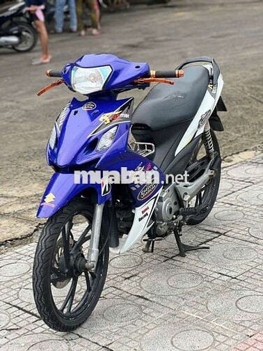 Máy êm,dàn áo liền lạc