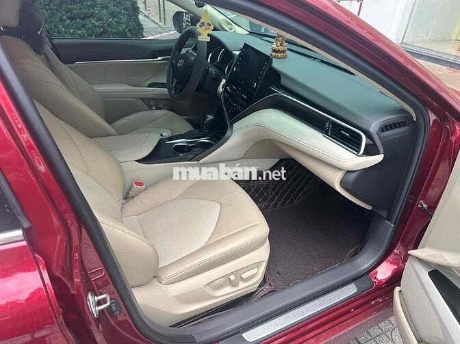 Camry 2.5 Q nhập  -dkld 2023 , đỏ (kem) rất đẹp