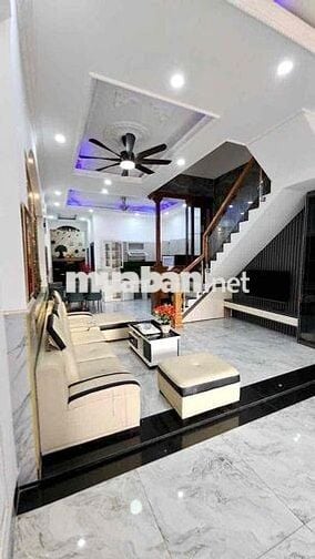 nhà 2 lầu trệt An Phú 100m2 có nội thất,đường 7m đậu ô tô