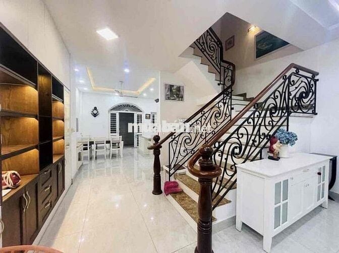 Nhà Phố CityLand Sát Emart Phan Văn Trị P5: 6x20m, full nội thất